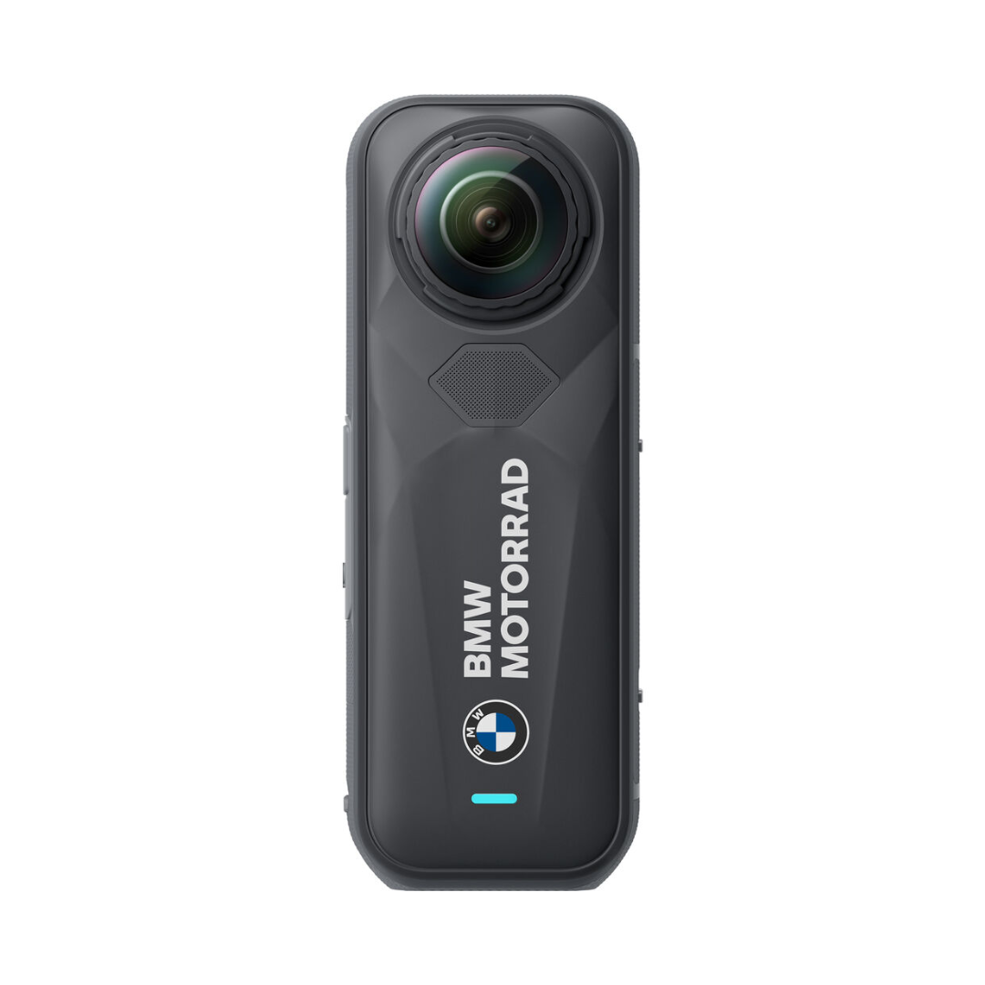 Insta360 X5 -Camera Impermeabile 8K 360º, Superba in Bassa Luce, Selfie Stick Invisibile, Obiettivi Sostituibili, Autonomia 3 ore, Cover Antivento